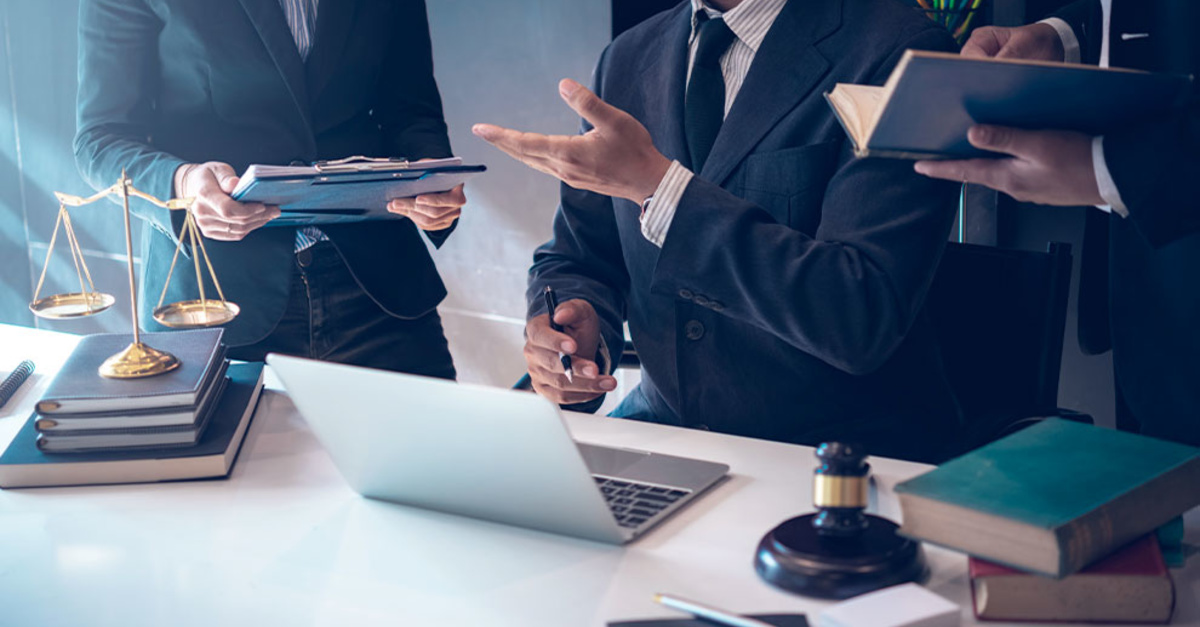 ESPECIALIZAÇÃO EM DIREITO EMPRESARIAL